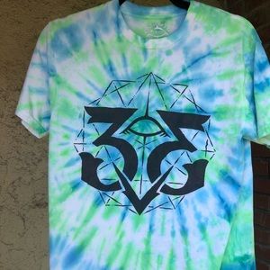 1 of 1 Medium handmade Monogram logo tee